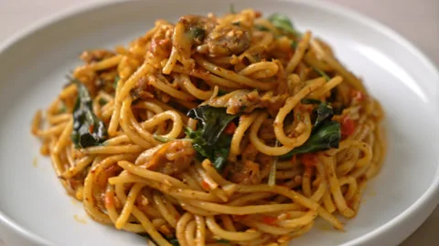 Stir Fried Spaghetti with Clam and Chilli Paste - Fusion food style Stock Footage 159187243