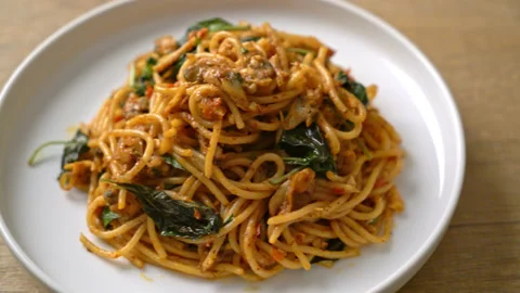 Stir Fried Spaghetti with Clam and Chilli Paste - Fusion food style Stock Footage 160096861