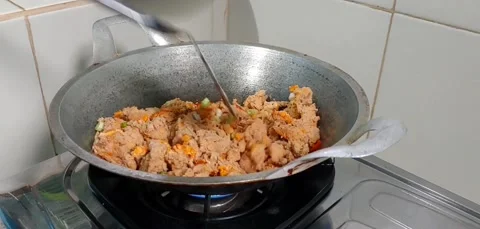 Stir fry oncom Stock Footage 200888932