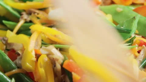 Stir-frying mixed vegetables Stock-Footage 24665120