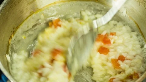 Stirring risotto 스톡 동영상 46011605