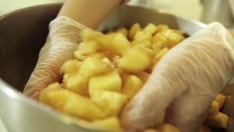 Stirring sweet apple Stockbeeldmateriaal 77761758