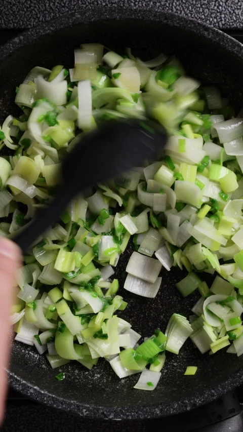 Stirring Vegetables Close Up Top View Vertical 스톡 동영상 337191006