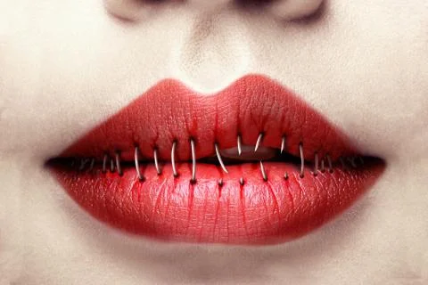 Stitch. Unstitched lips. Foto stock
