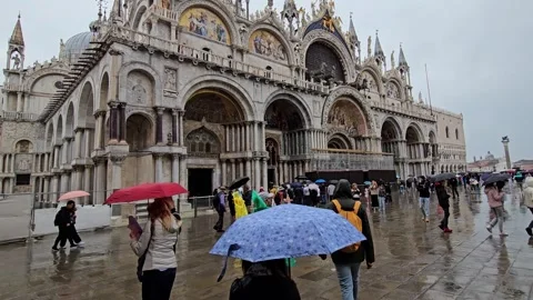 St.Marks Square-Venice-Tourists in the rain Stock Footage 282228575