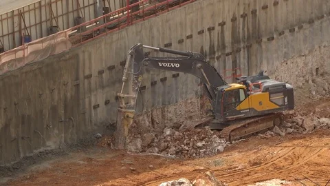 Stock Construction Site from high view Excavator Works Full Frame Shot 4K 库存影片 85343123