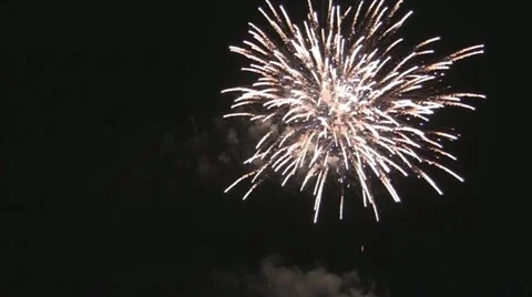Stock Footage - Firworks - large multi bursts - with Audio Stock Footage