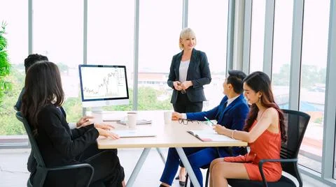 Stock market data chart analysis by ingenious computer software Stock Photos