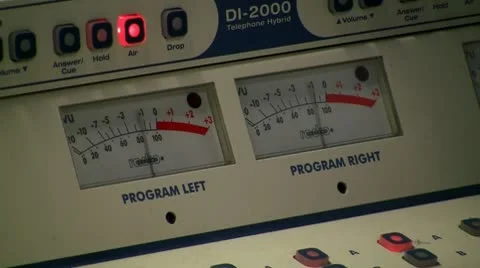 A DJ's mixing panel while he is talking live on air Vidéo 10786249