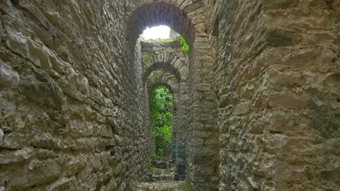 Stone arched corridor in old castle 스톡 동영상 107148778