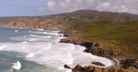 Stone Beach on a cloudy day full of strong waves 動画素材 87539686