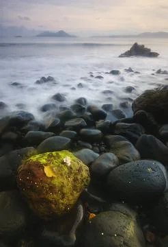 Stone on the Beach slow shutter Foto stock
