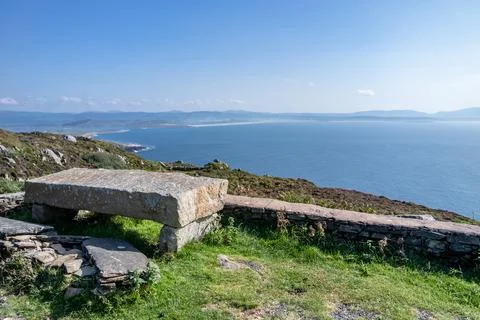 Stone bench at the viewpoint between Marmeelan and Crohy Head, Dungloe - County Stock Photos