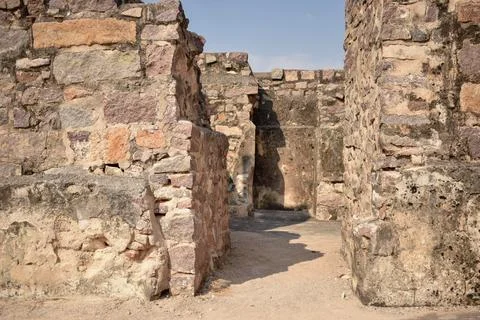The Stone block Steps walk path in the park/Fort stock photograph image Stock-Fotos