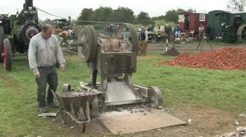 Stone braking machine 09 Stock Footage