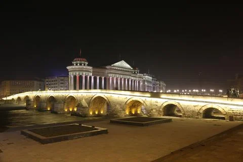 Stone Bridge, behind the Archeology Museum at night in Skopje Stock Photos