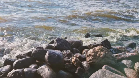 The Stone coast and waves. High tide on the shore. 스톡 동영상 160830473