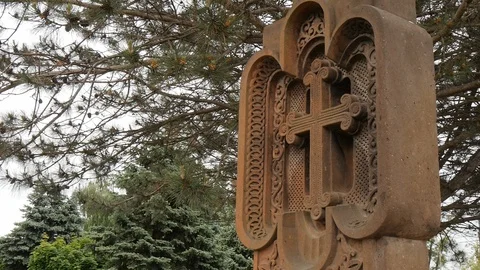 Stone cross Stockbeeldmateriaal 100053665