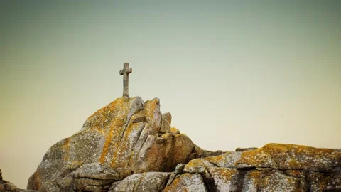 Stone cross on the rock Beg Ar Groas Vídeos de archivo 141049509