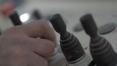 Stone cutting 動画素材 108304387