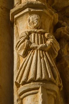 Stone figure of a monk. Sandoval Monastery 库存照片