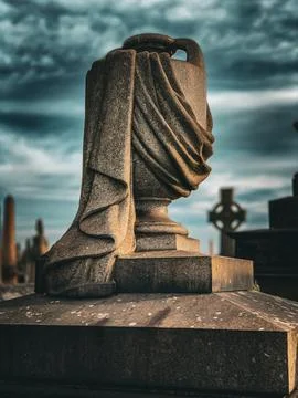 Stone Pot Statue Stock Photos
