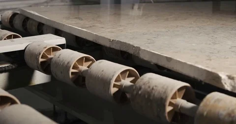 Stone processing conveyor Vidéo 82416539