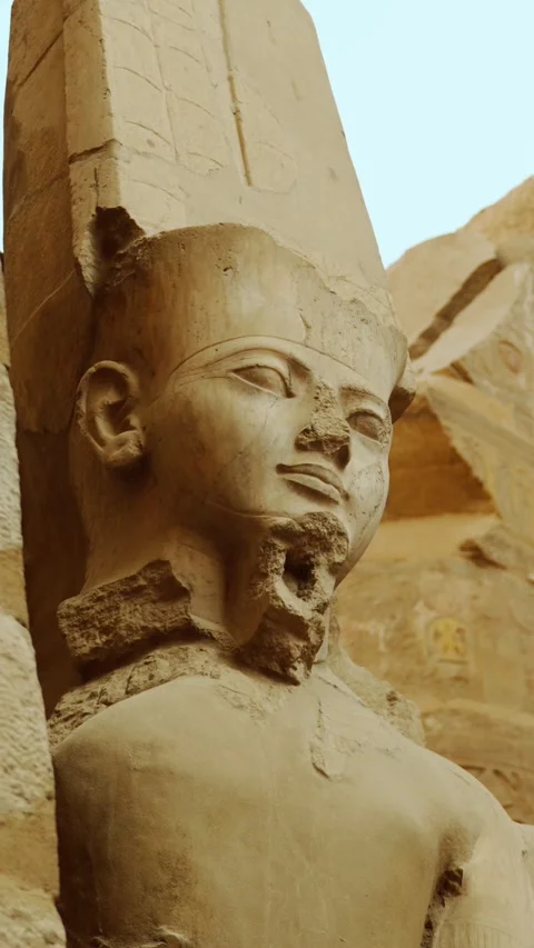 Stone statue of the Egyptian Pharaoh in the Karnak Temple in Luxor, Egypt. Stock Footage 334730379