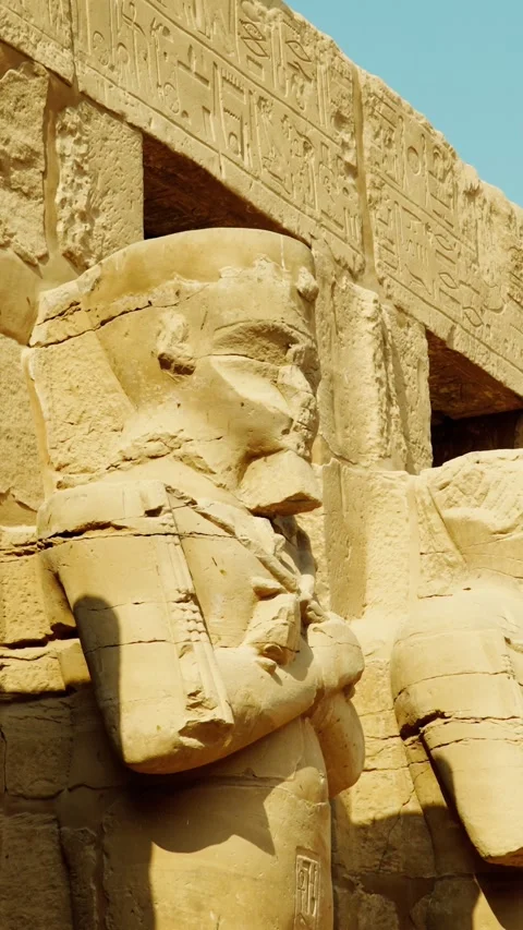 Stone statue of the Egyptian Pharaoh in the Karnak Temple in Luxor, Egypt. Video stock 334730466