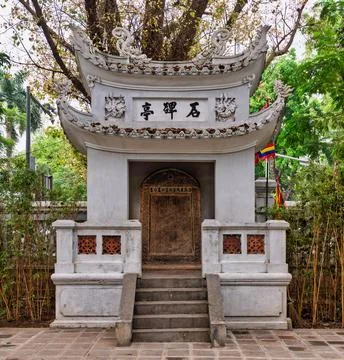Stone stela pavilion within the grounds of the historic Quan Thanh Temple in Stock Photos