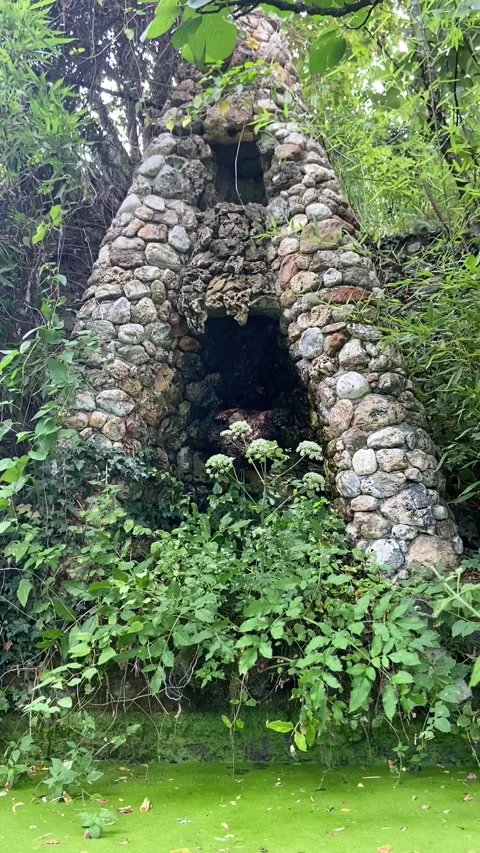 Stone structure in Les Cévennes Video stock 346501035