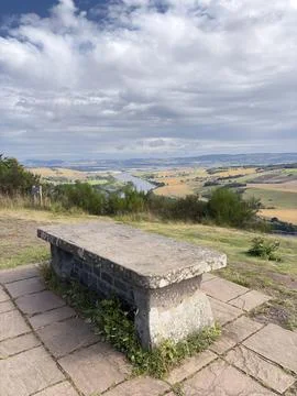 Stone table at the Kinnoull Hill viewpoint in Perthshire, Scotland Stock-Fotos