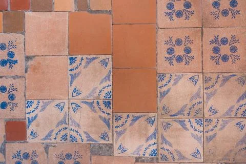 Stone texture tile background patchwork brown Stockfoto's