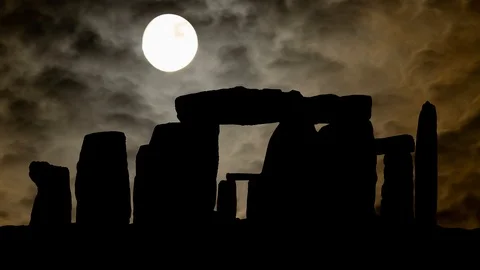Stonehenge: Ancient Monument by Night, Time Lapse with the Ring of Stones Stock Footage 113616944