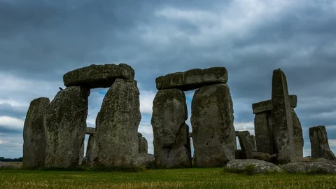 Stonehenge Time Lapse in England. The light change. Masterpiece of Neolithic art Stock Footage 105378014