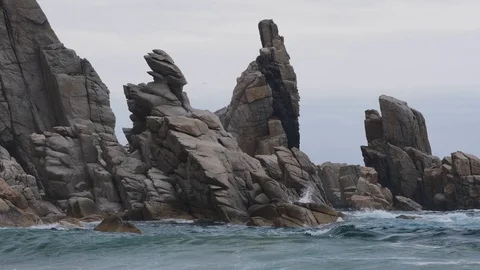 Stones in the form of dragons. 動画素材 94599869