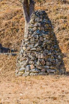 Stones in the shape of an upside down cone Foto stock