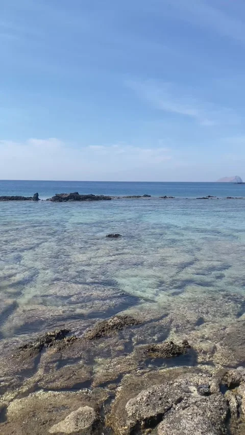 Stony Beach. Vertical video 库存影片 287313136