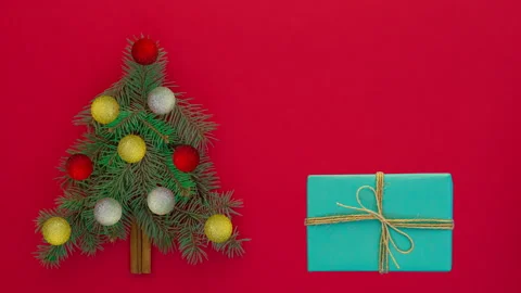 Stop motion animation of Christmas tree with decorations Stock Footage 142536604
