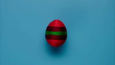 Stop motion animation of colorful easter egg made from threads Stock Footage 167143475