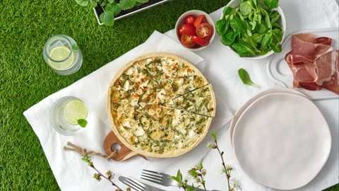 Stop-motion animation. Quiche (pie) with goat cheese, chicken, broccoli Stock Footage 130811929