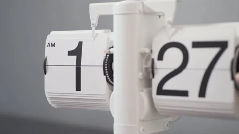 Stop motion of a flip clock ,am,4k. Stock Footage 162652548
