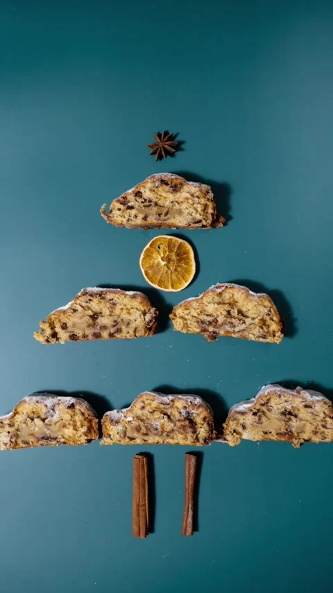 Stop motion food video animation Slices of Traditional German Christmas stollen Stock Footage 310601546