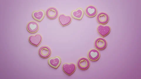 Stop motion heart shape. Valentine’s Day sugar cookies Видео 169974646