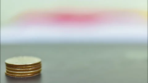 Stop motion VDO coins increase. Stock Footage 130959915