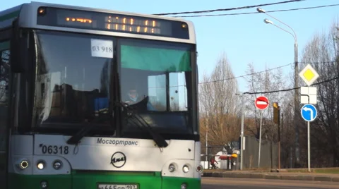 Stop of public transport 스톡 동영상 68741978