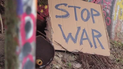 Stop War cardboard + bullets Vídeo Stock 171666450