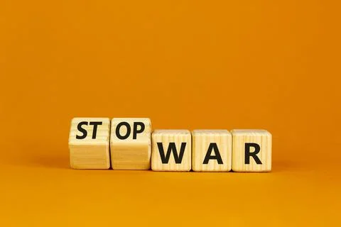Stop war symbol. Turned cubes and changed concept words War to Stop war. Beau Stock Photos