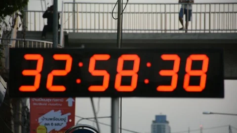 Stopwatch or digital timer for timer runner running in event marathon race run Video stock 89848178