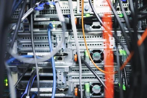 Storage, servers and rack with cables at data center for database, IT infra.. Foto stock